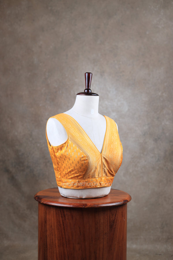 Kundhavai - Yellow Blouse (Attachable Sleeves)