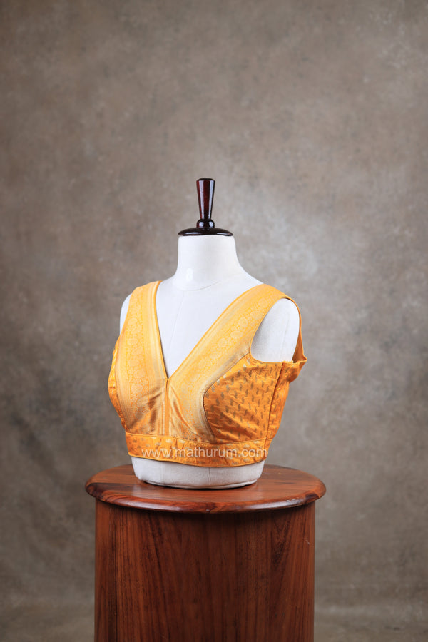 Kundhavai - Yellow Blouse (Attachable Sleeves)