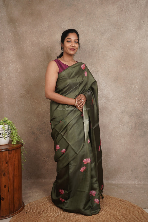Aurora - Green (Premium Synthetic) Saree