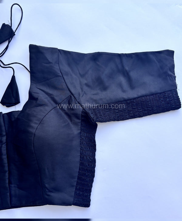 Riva- Black Strechable Blouse