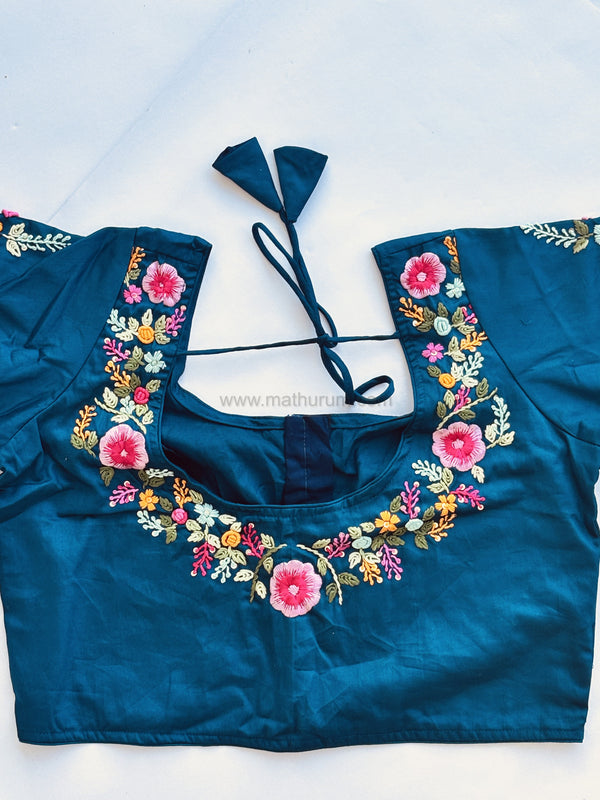 Little Garden - Blue&Green Embroidery Blouse