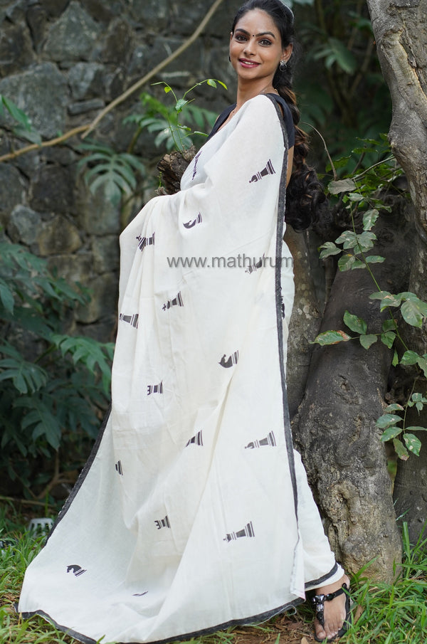 Check-mate (cotton saree)