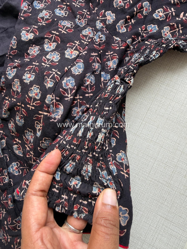 Daily Flex- Black Big Floral Strechable Blouse